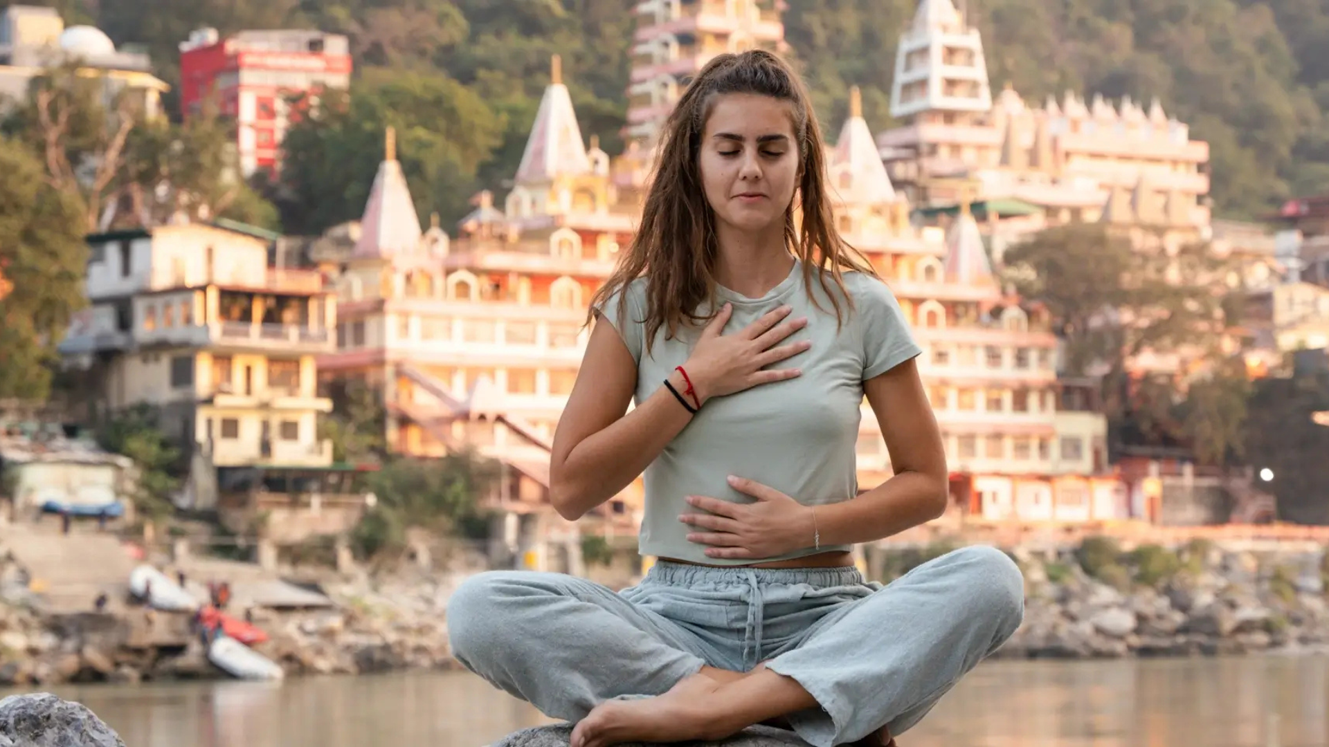 200 vs 300 Hour Yoga Teacher Training: Which Is Right for You?